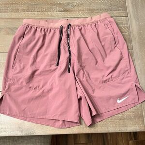 Nike flex stride shorts